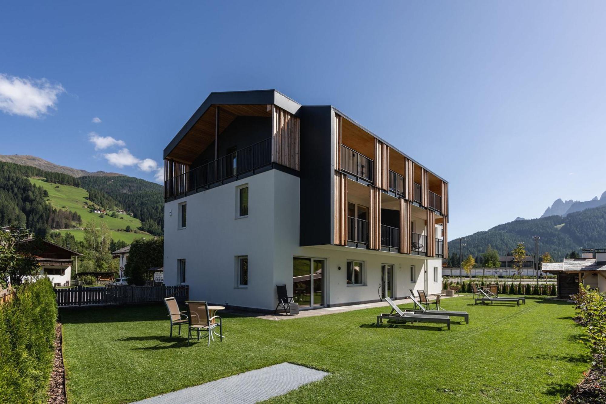 Ariane'S Guesthouse Sexten Zewnętrze zdjęcie